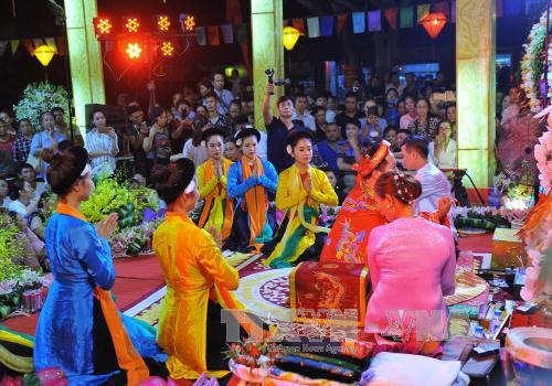 Thực hành, bảo tồn đúng hướng để không làm biến dạng tín ngưỡng thờ Mẫu ảnh 1